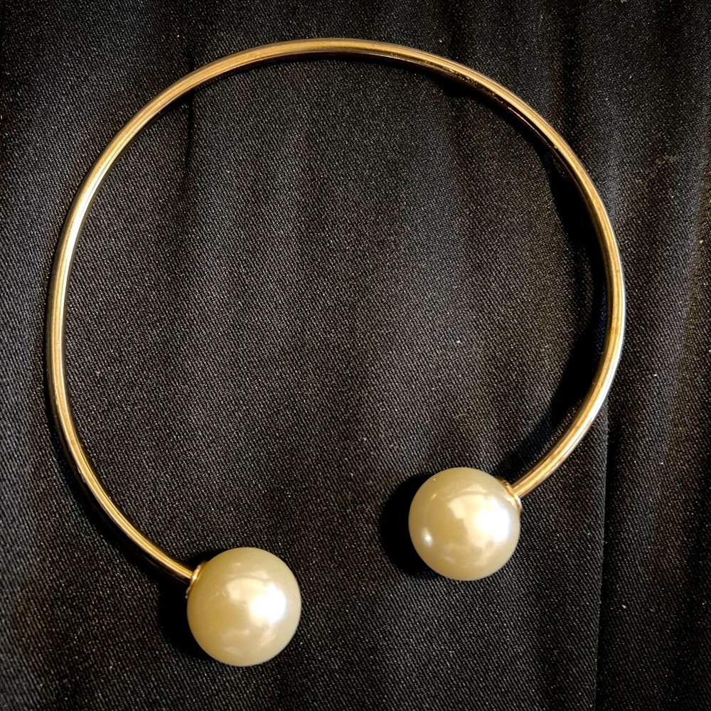 Used Pearl Chocker